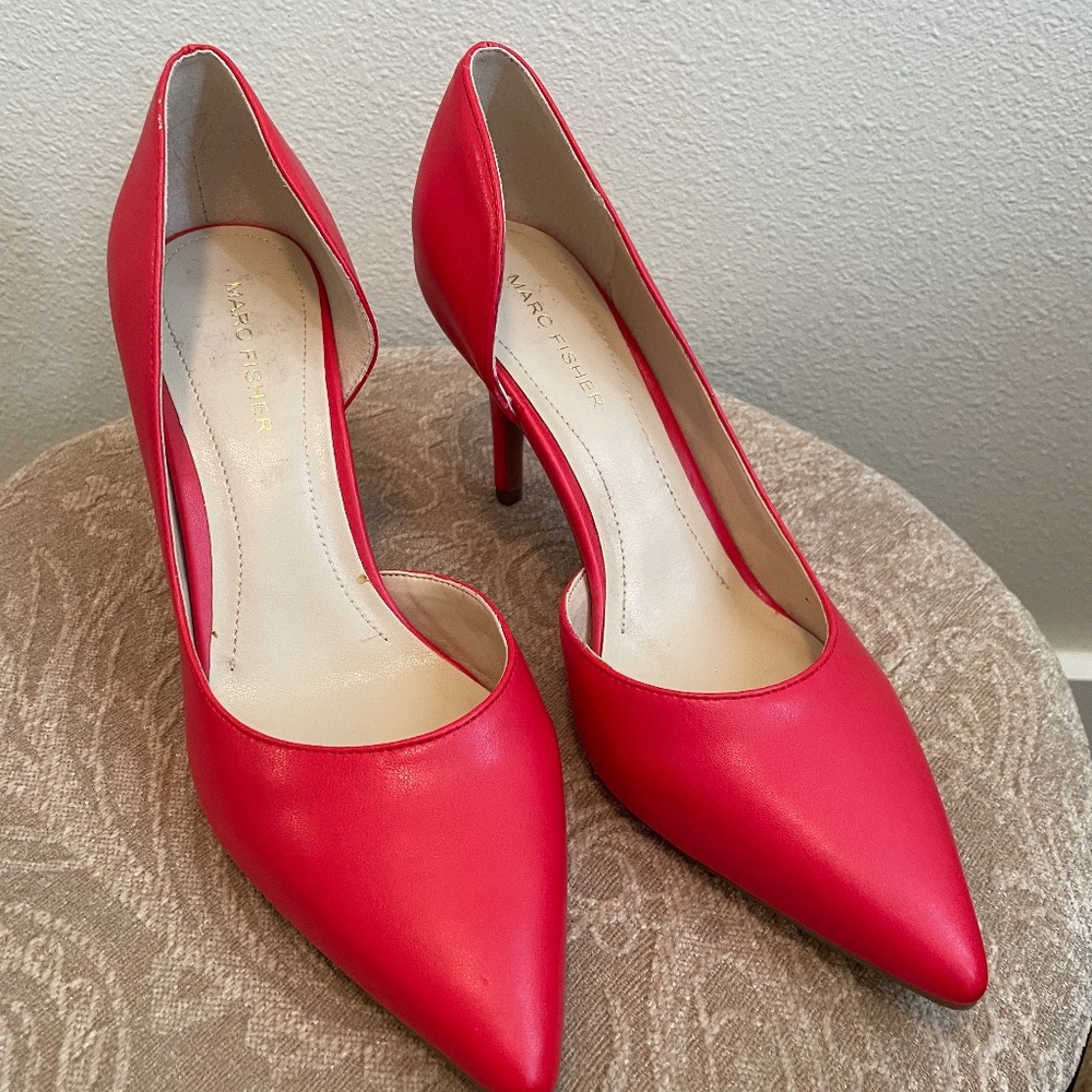 Womens Marc Fisher Red Pumps Size 8